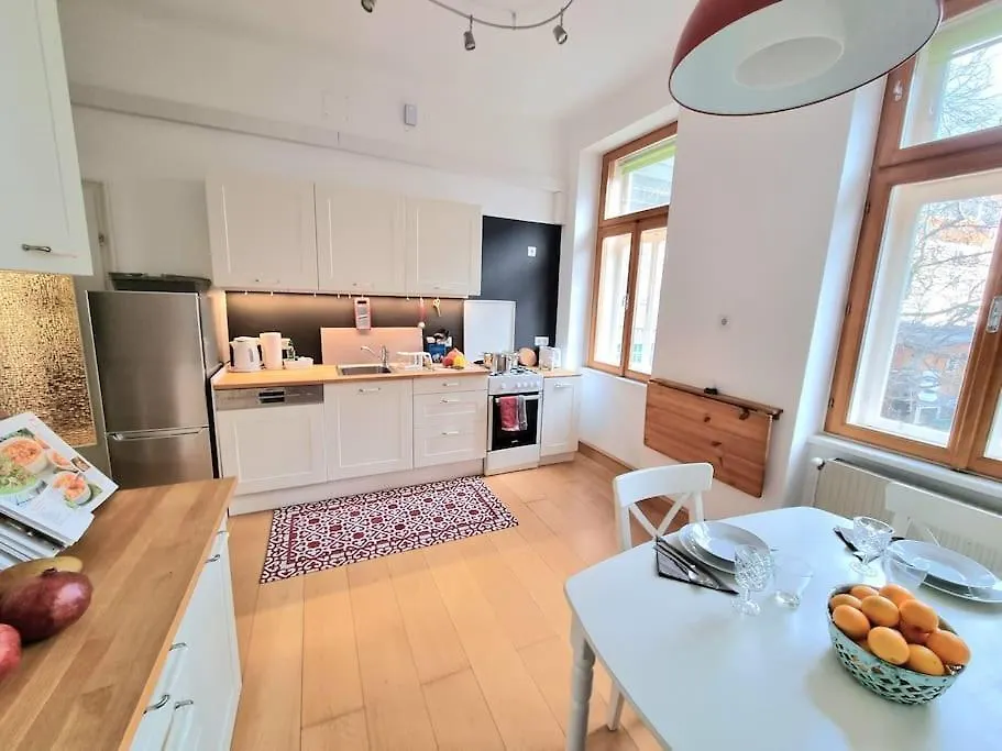 Apartment With Balcony Vienna
